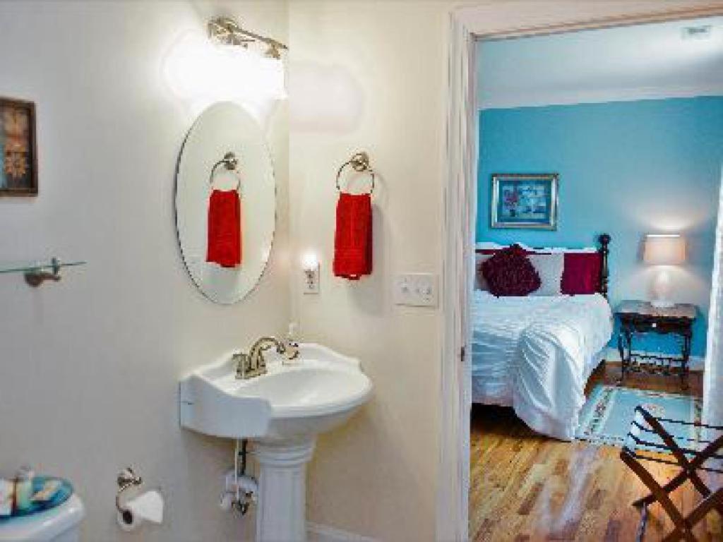 A Mighty Oak B&B Pilot Mountain 部屋 写真